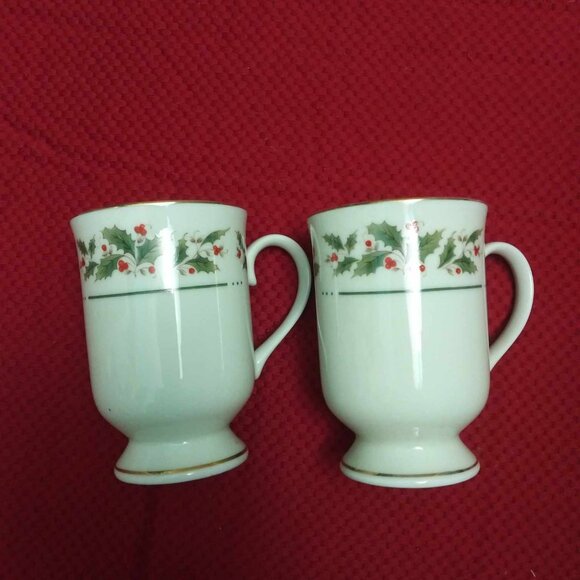 Vintage Christmas Cups Set Holly Yuletide Japan NEW - Picture 7 of 7
